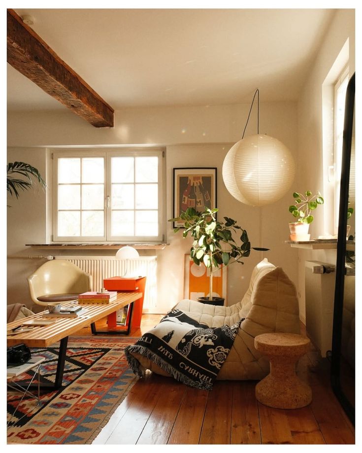 Akari Lamps By Lucy’s Lamps