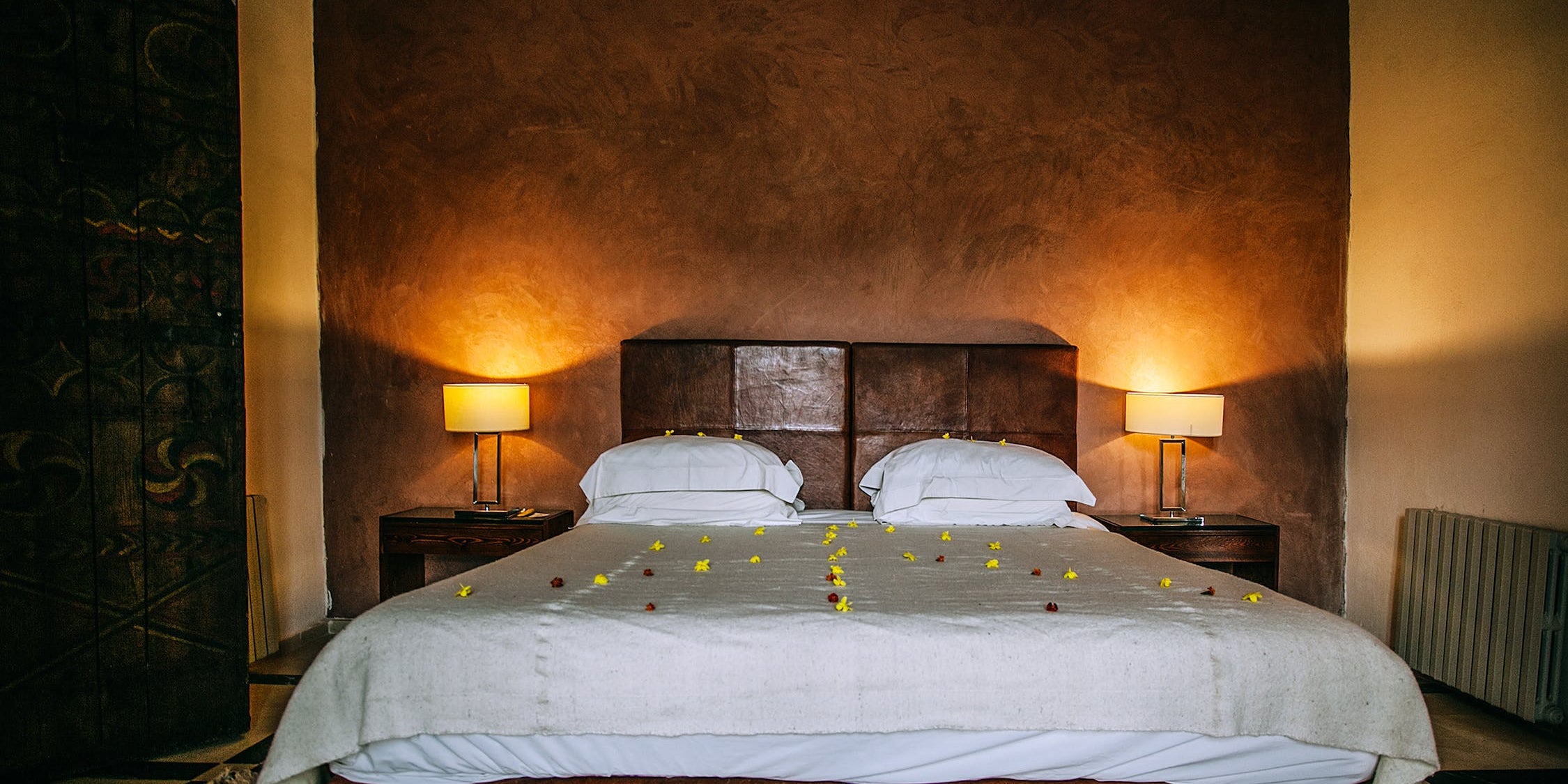 The Secret to Warm and Cozy Lighting